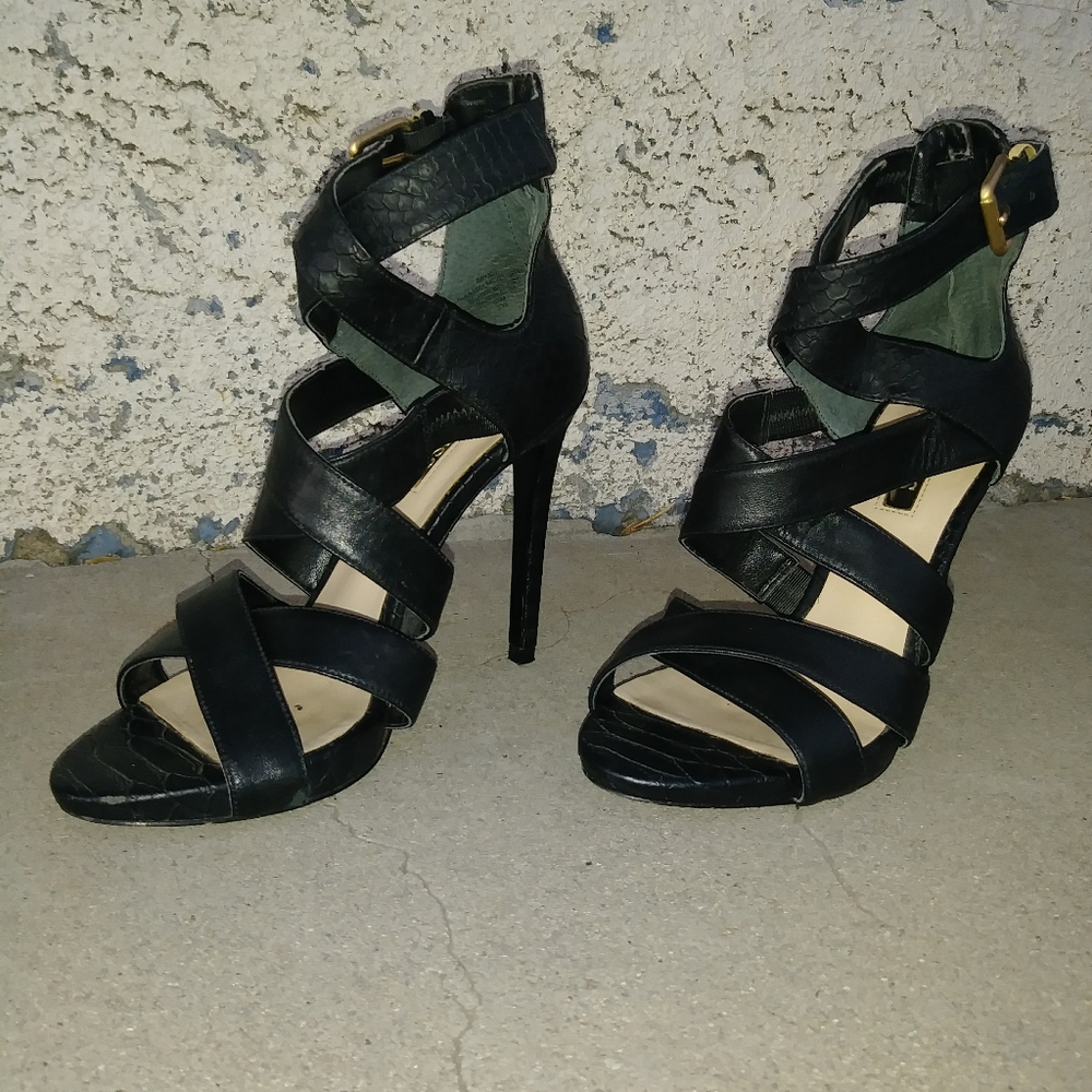 Guess High Heels.